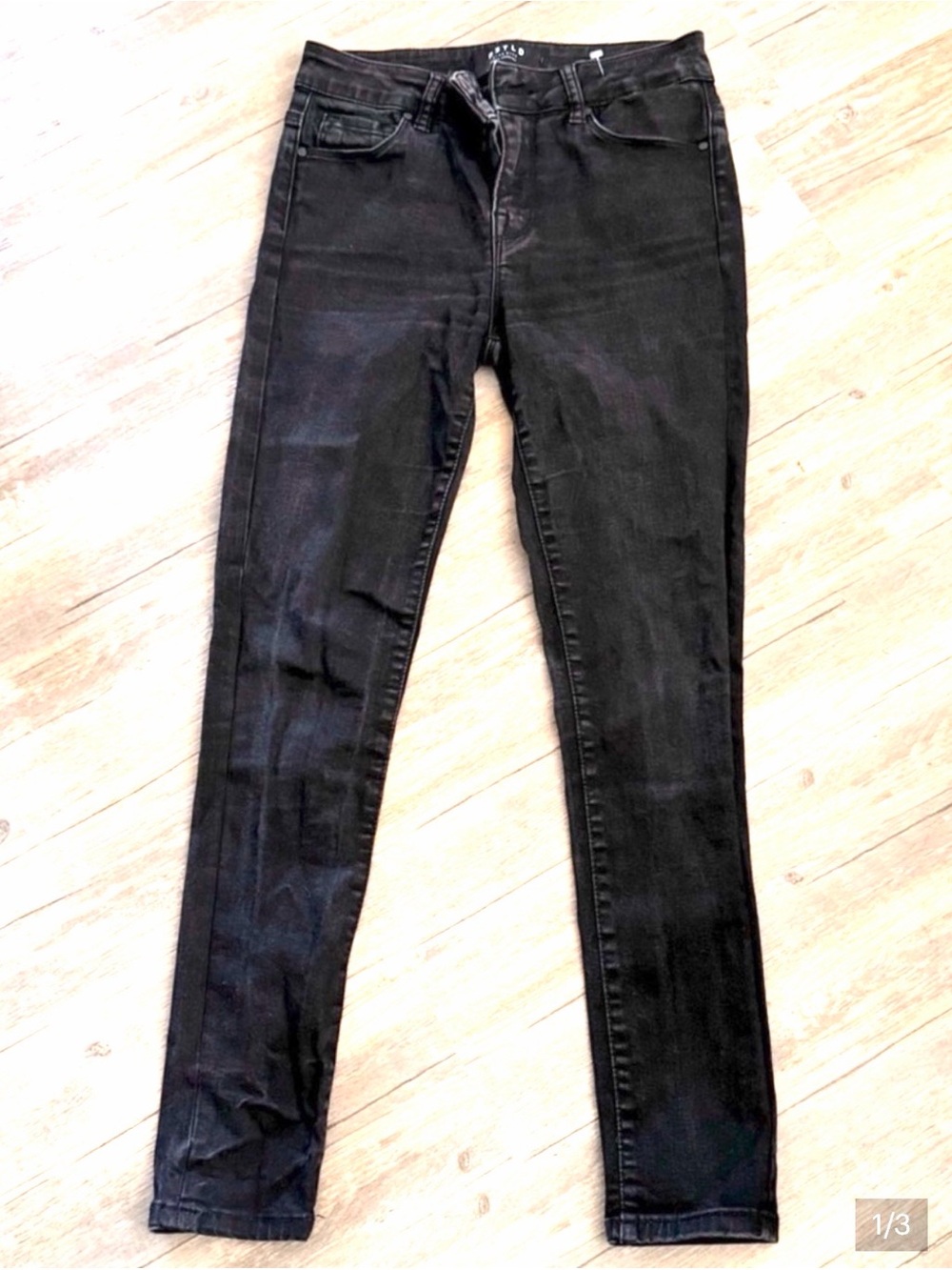 DSTLD high rise black skinny jeans size 28
